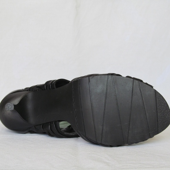 High Heel Sandals - Picture 6 of 6